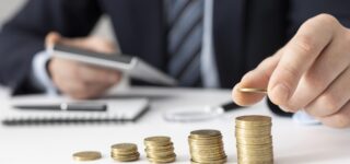 assortimento di elementi di affari di finanza di vista frontale